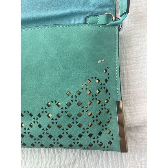 NWT The Ana Laser Cut Messenger Clutch Wristlet Crossbody - Picture 7 of 7